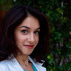 Meet your Posher, Yvette